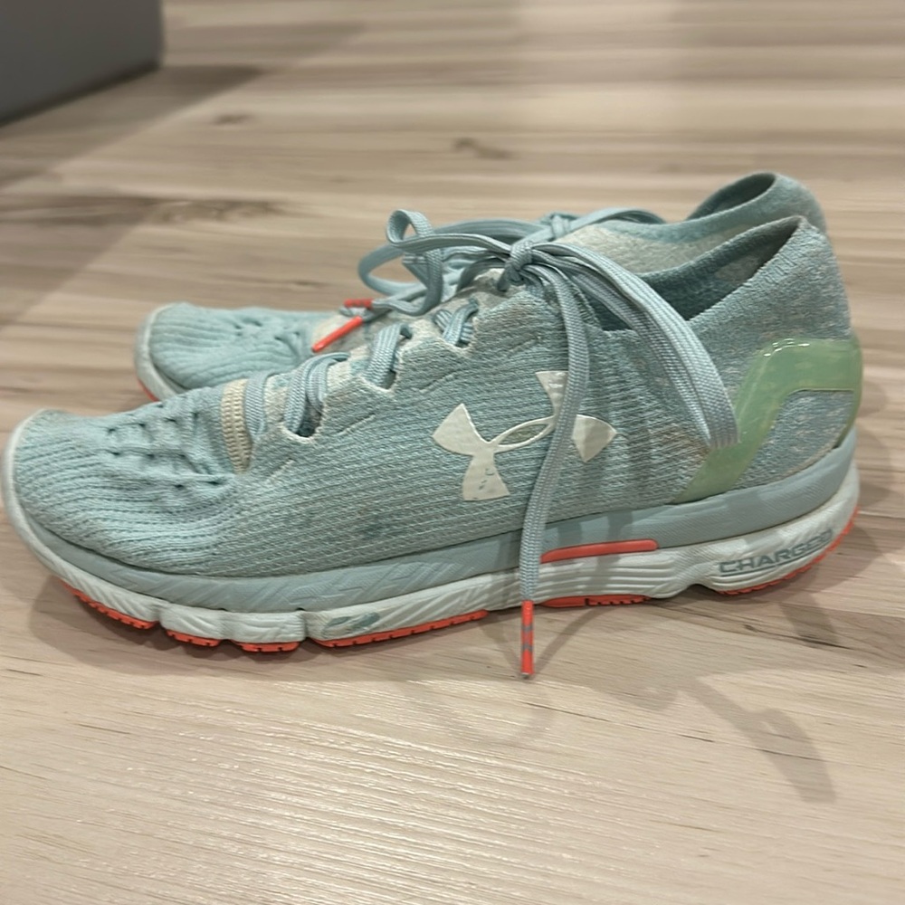 Under Armour women’s shoes 8.5